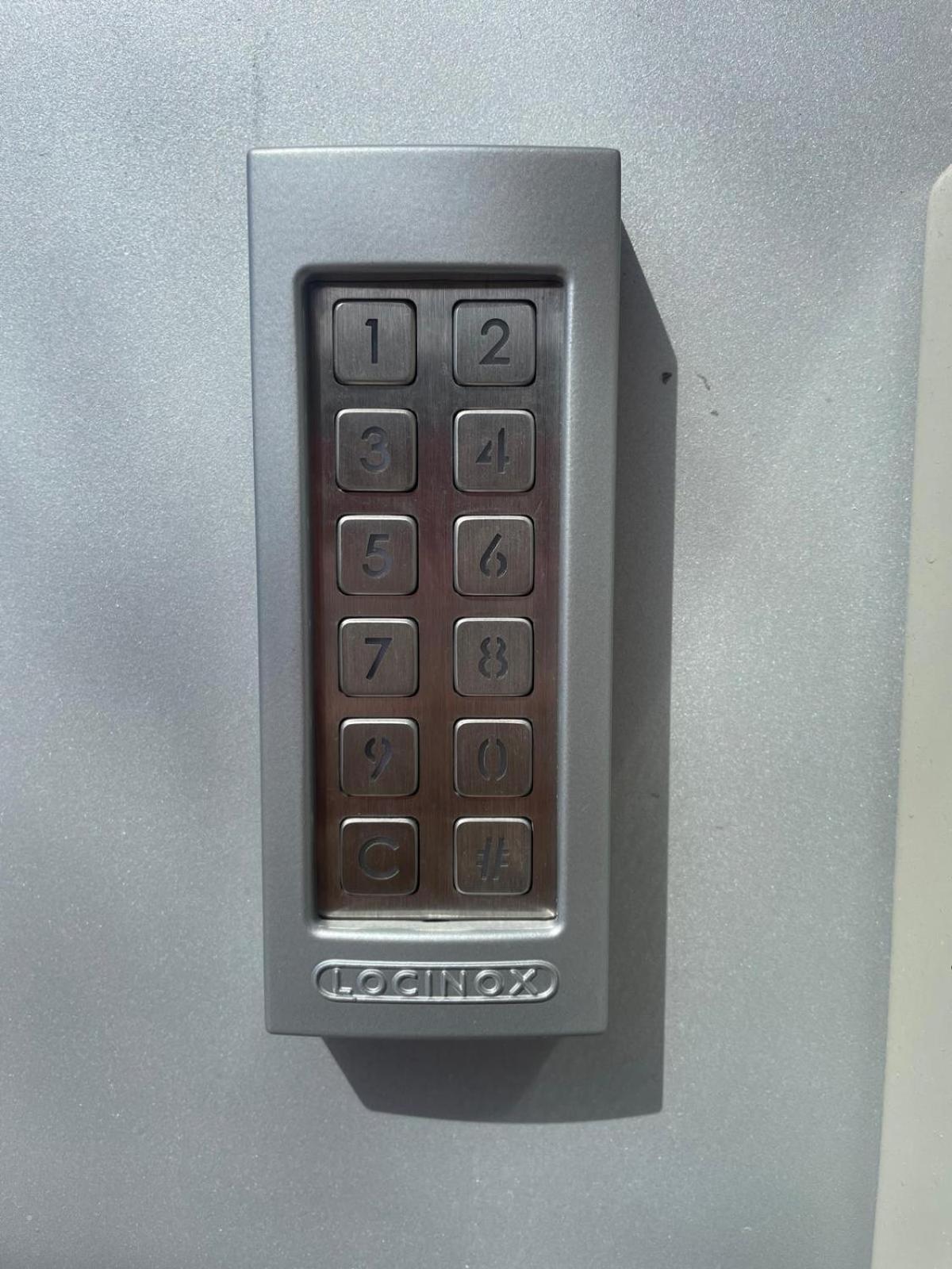 Best In Hosting Graz - Self Check In Hotel Bagian luar foto