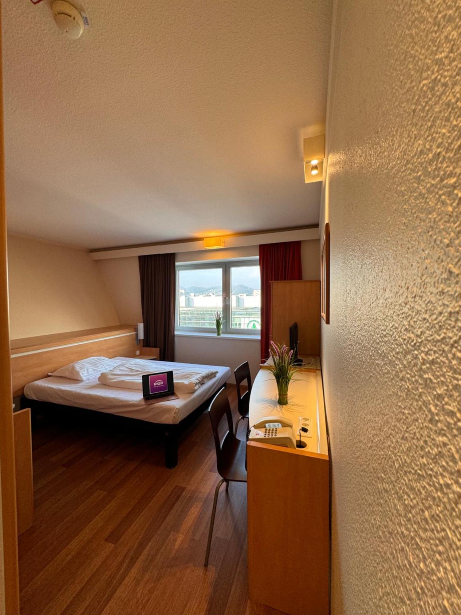 Best In Hosting Graz - Self Check In Hotel Bagian luar foto